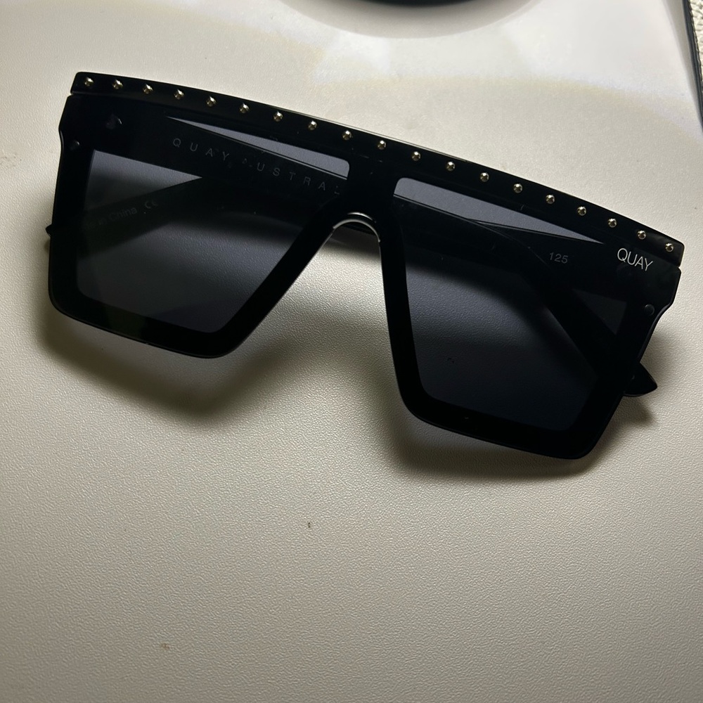 Quay Australia Black Studded Sunglasses